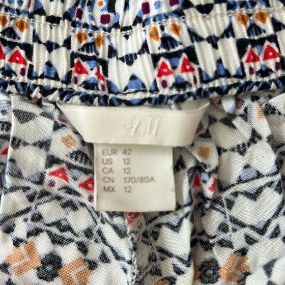 Patterned Shorts - Picture 3 of 3